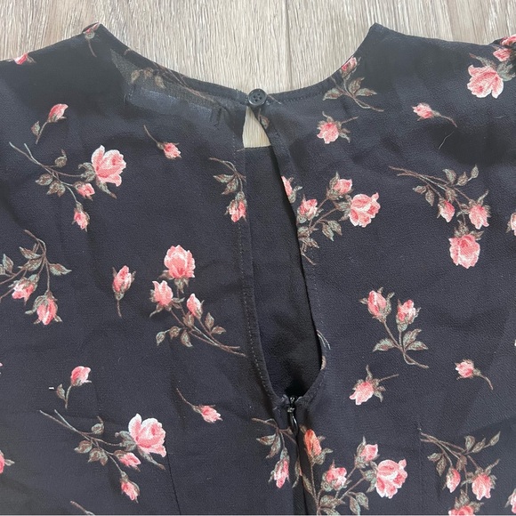 Reformation Violette Dress in Romy - Picture 11 of 16